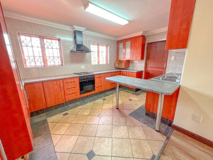 3 Bedroom Property for Sale in Vaalpark Free State